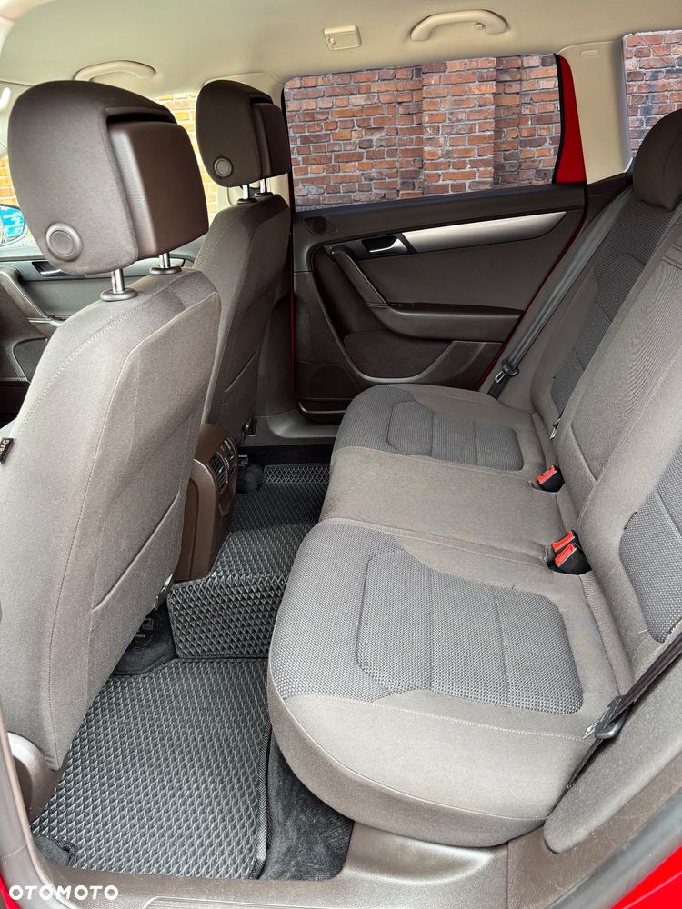 Volkswagen Passat - 9