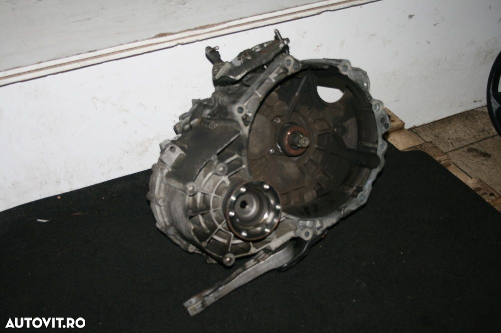 Cutie Viteze Vw Passat B6 Golf 5 Skoda Seat Audi 2.0 Tdi 6 Viteze - 4