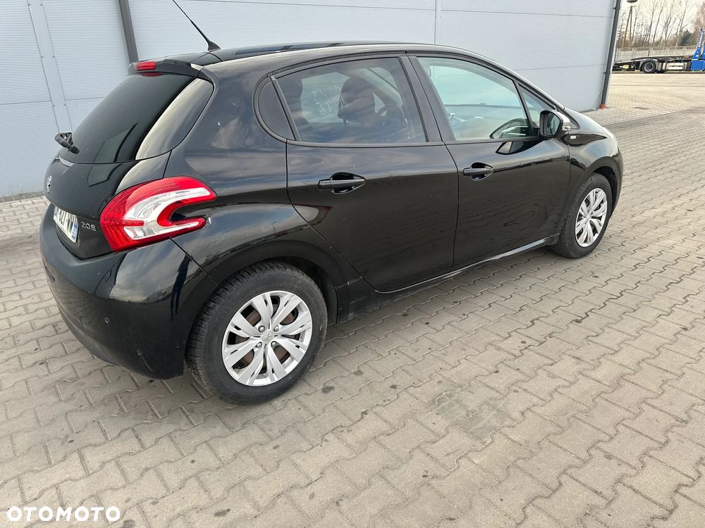 Peugeot 208 82 PureTech Style - 6