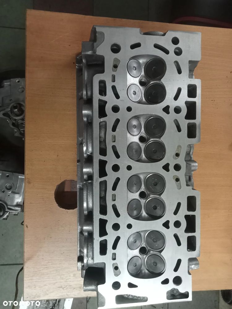 głowica citroen peugeot 1.8 16v 963455510 po regeneracji - 1