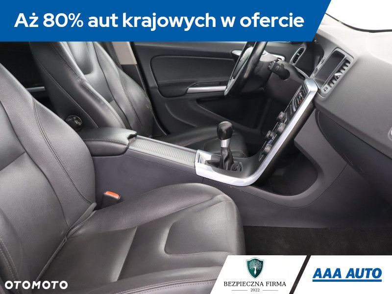 Volvo V60 - 11