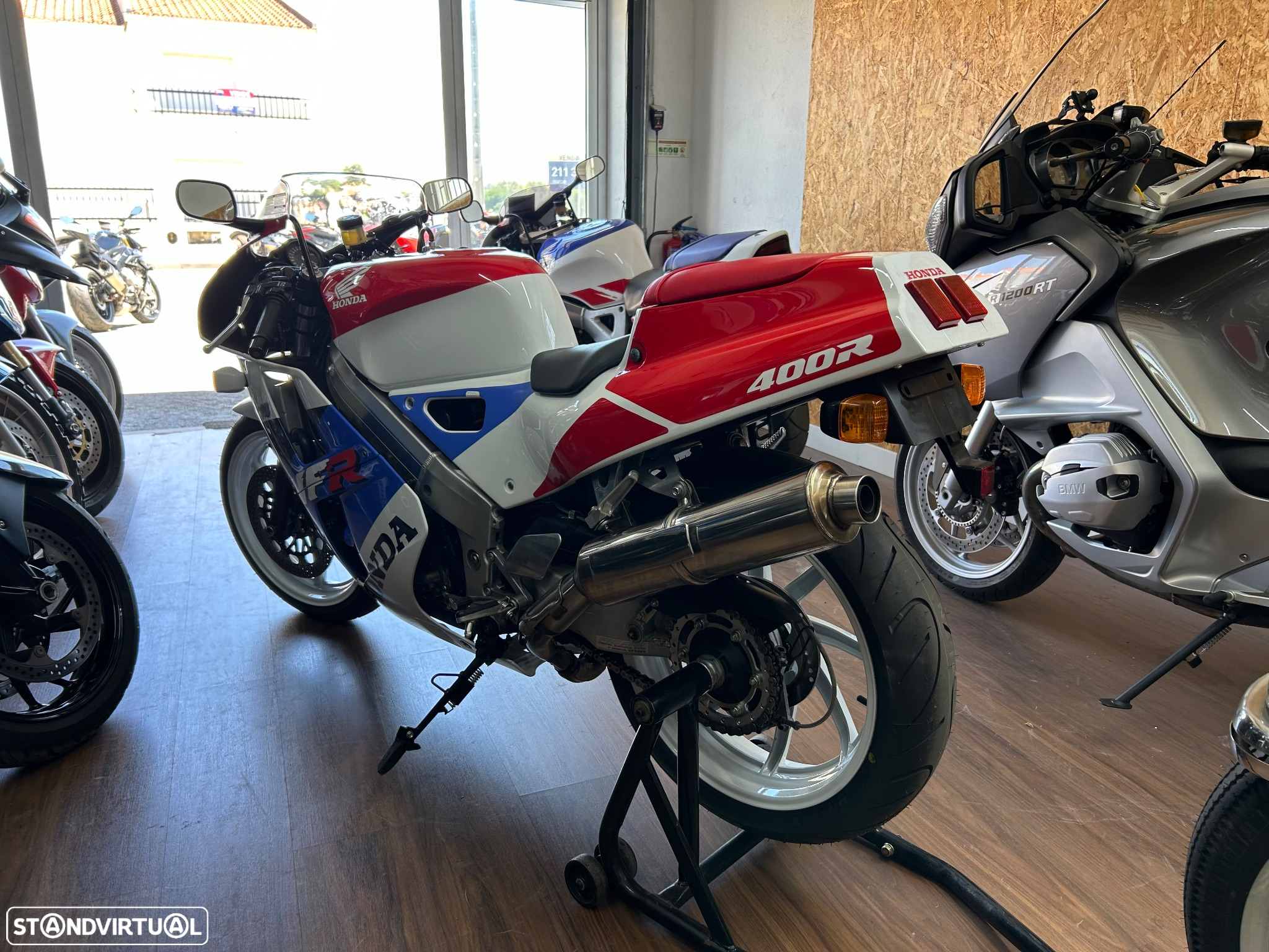 Honda VFR 400 Nc30 - 10