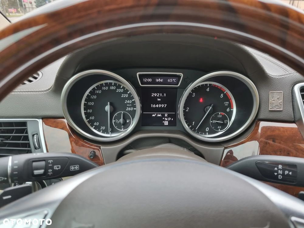 Mercedes-Benz ML - 7