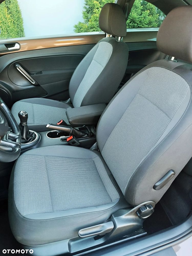 Volkswagen Beetle 1.6 TDI DPF Blue Motion Technologie CUP - 12