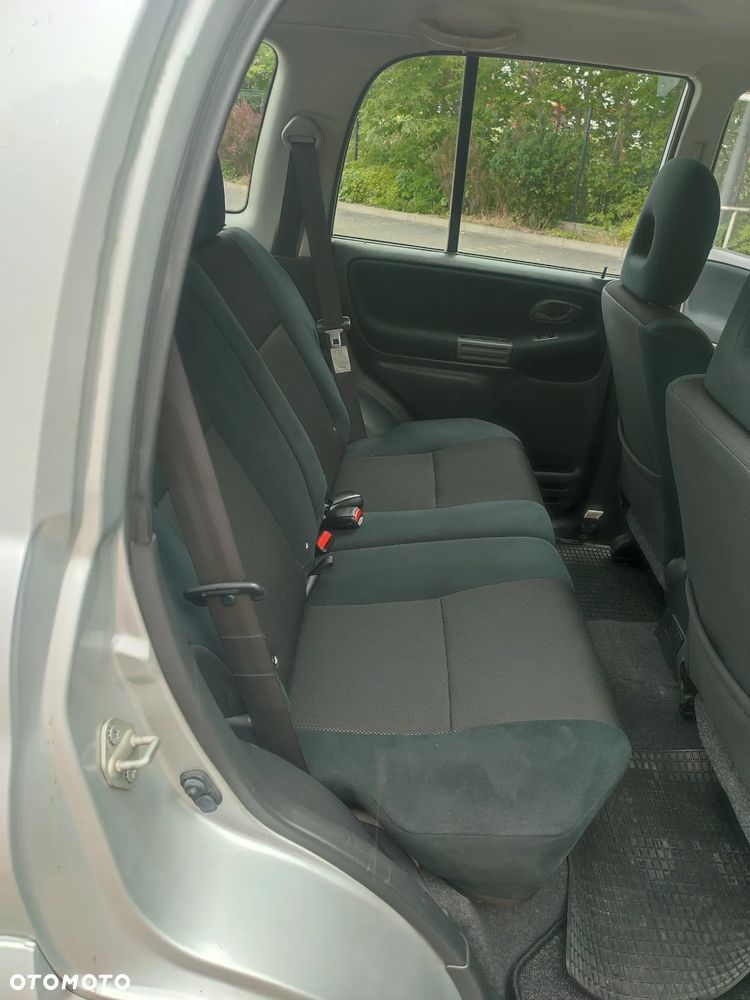 Suzuki Grand Vitara 2.0 Comfort Limited - 13