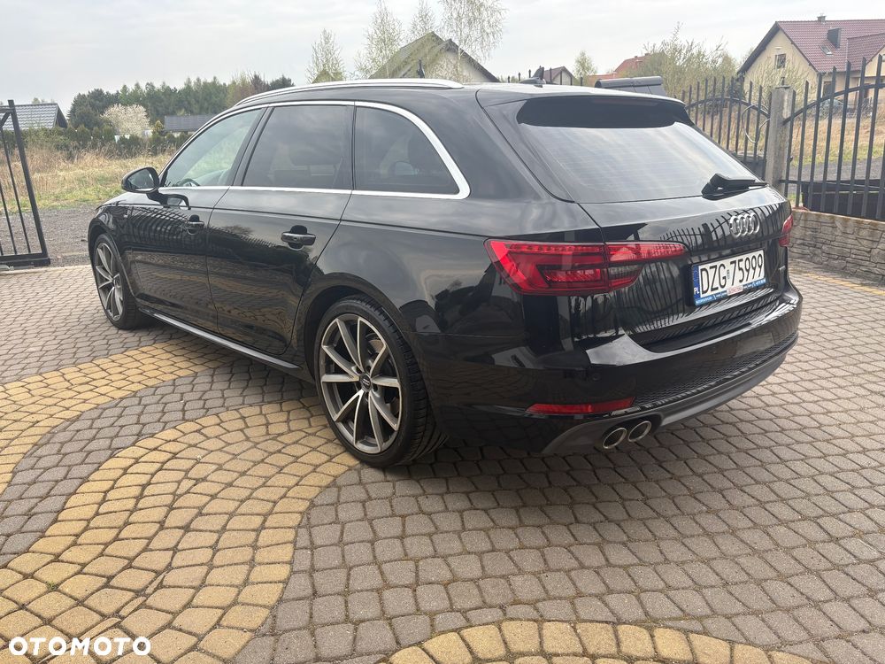 Audi A4 Avant 2.0 TDI S tronic quattro - 10