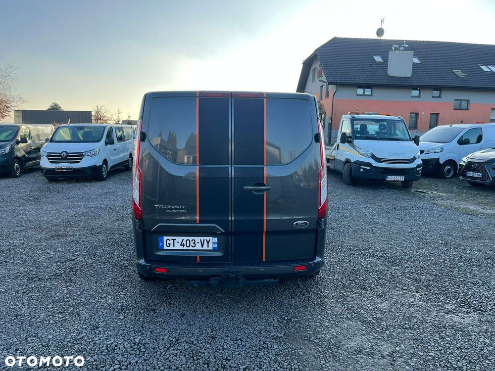 Ford Transit Custom - 4