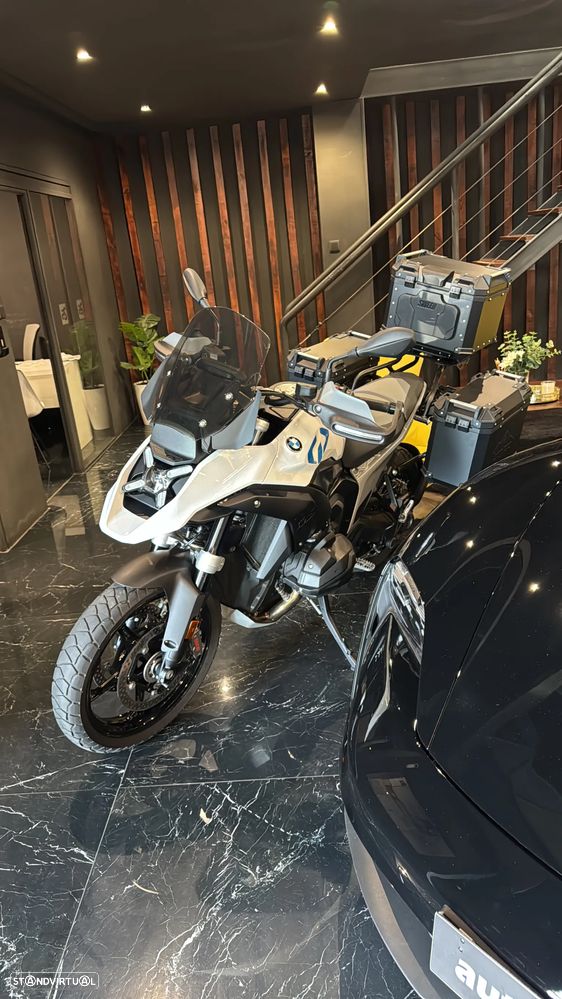BMW R 1300 GS LightWhite - 11