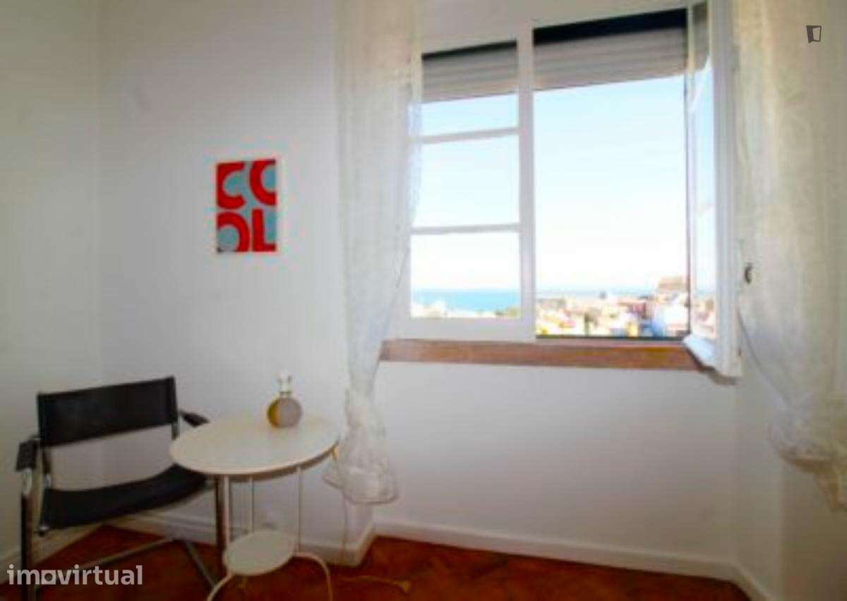 Quarto - localizado em Santa Apolónia Lisbon - Grande imagem: 5/12