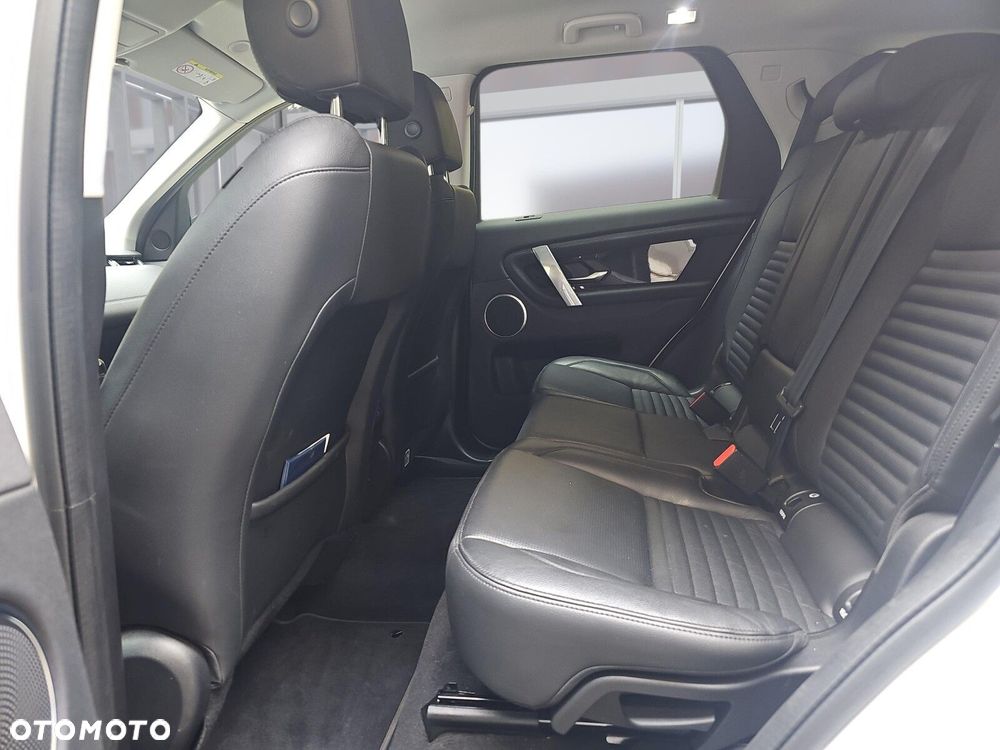 Land Rover Discovery Sport 2.0 P250 mHEV S - 23