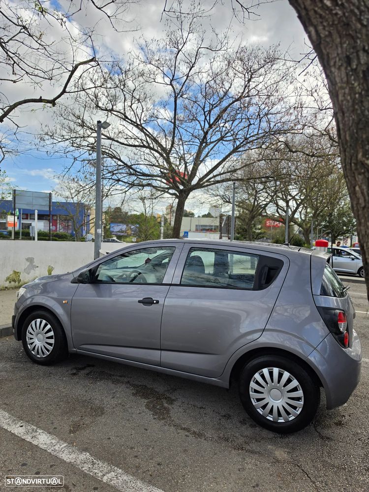 Chevrolet Aveo 1.2 LS - 1