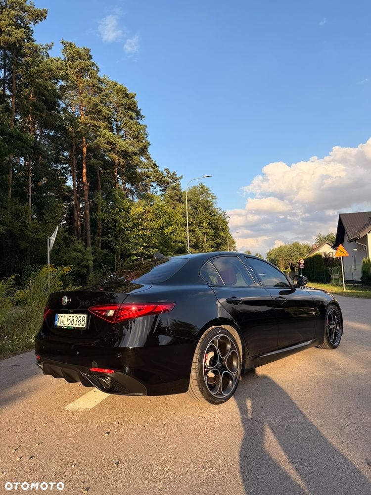 Alfa Romeo Stelvio 2.0 Turbo 16V AT8-Q4 Ti - 11