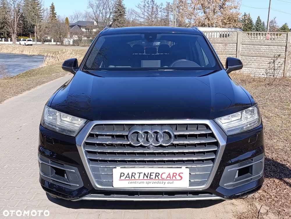Audi Q7 - 7