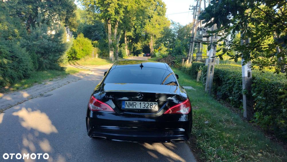 Mercedes-Benz CLA - 4