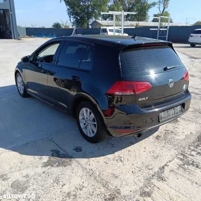 Dezmembrez Volkswagen Golf 7 2014 hatchback 1.6 TDI - 2