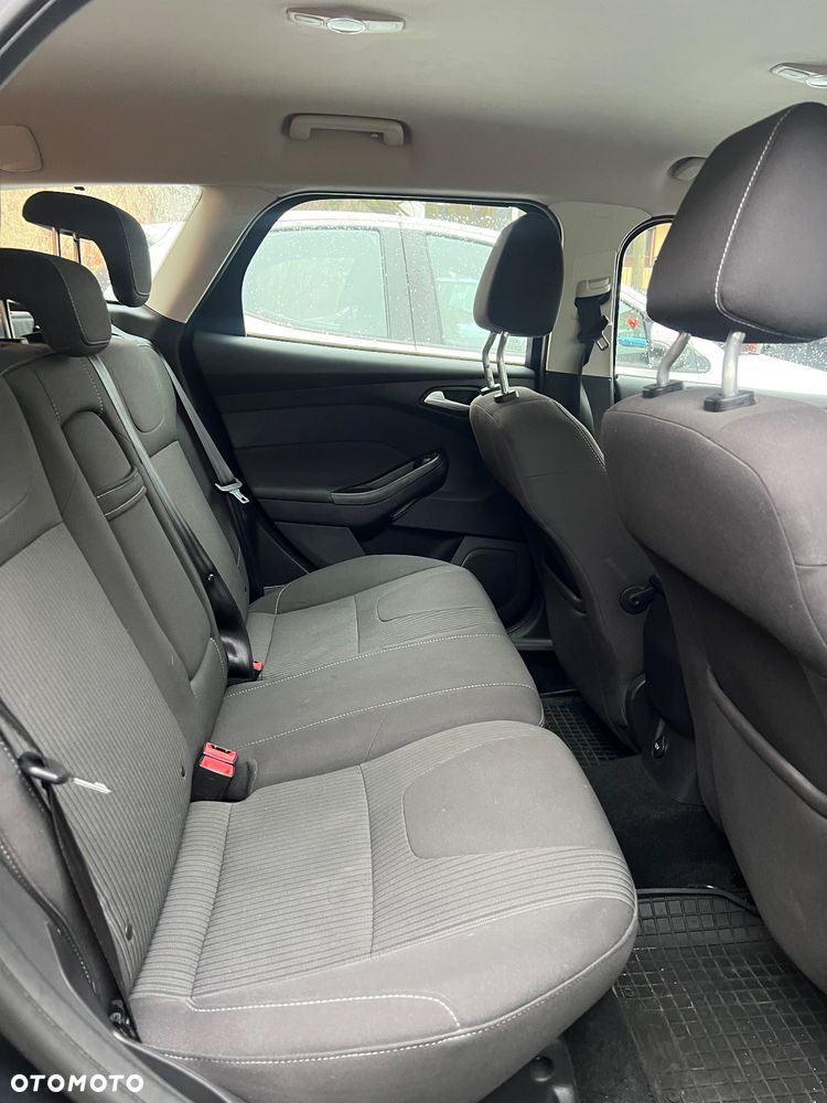 Ford Focus 1.0 EcoBoost Titanium - 25