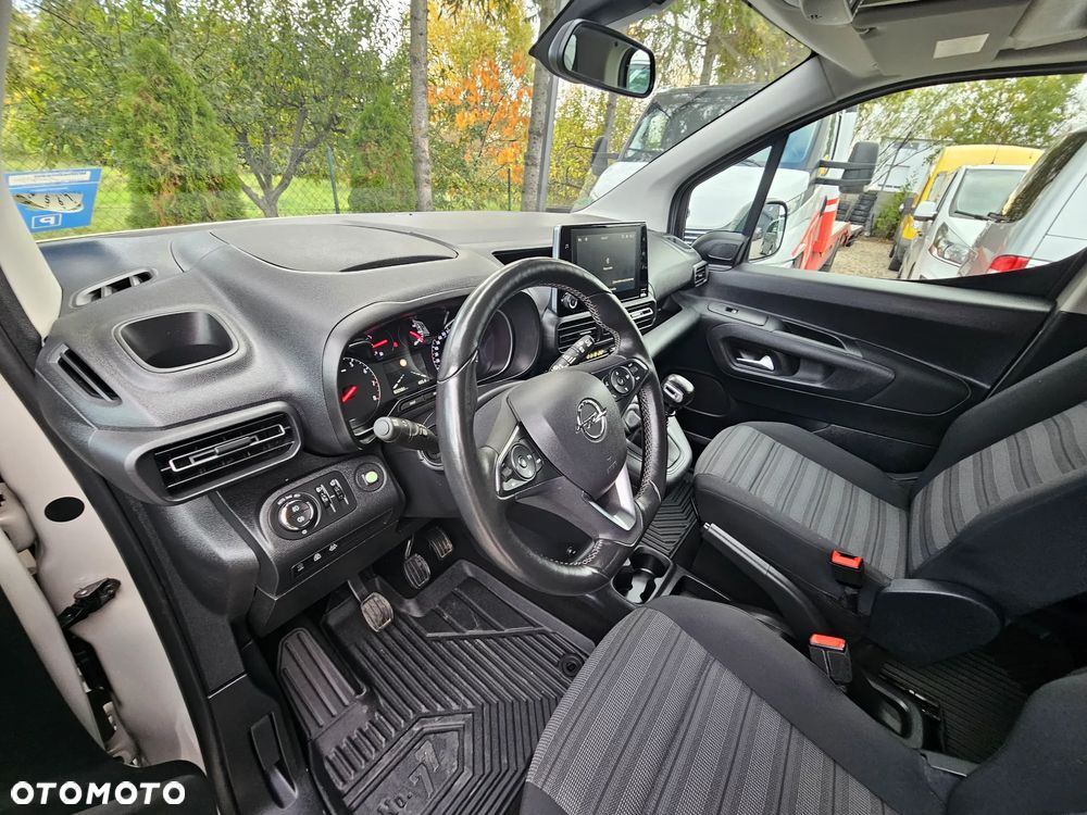 Opel Combo 1.2 Turbo Start/Stop Edition - 30