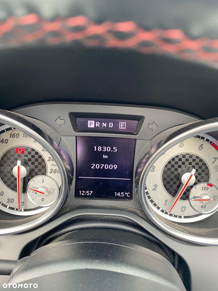 Mercedes-Benz SLK 250 (BlueEFFICIENCY) 7G-TRONIC - 8