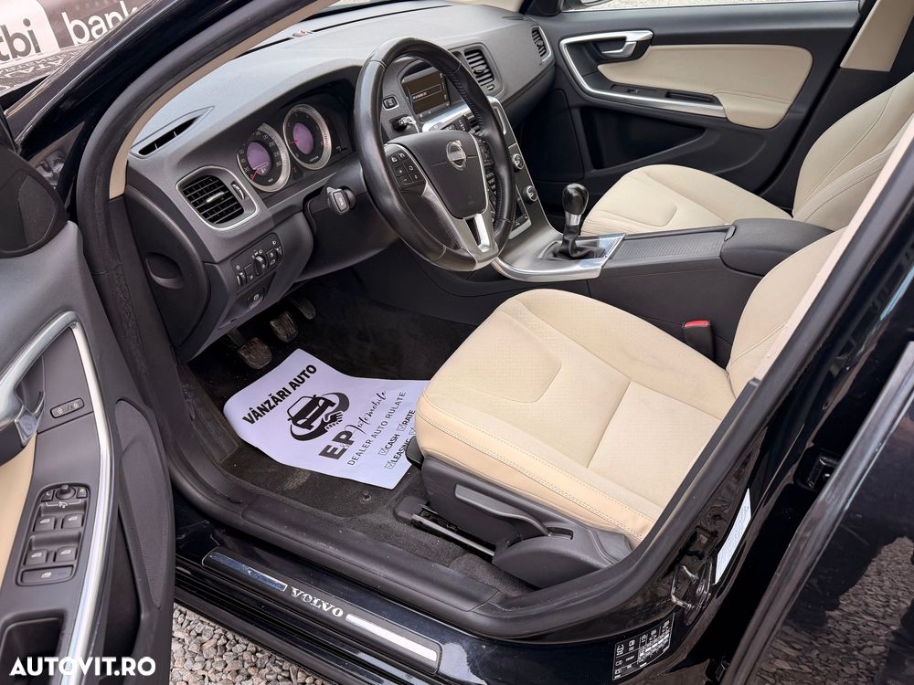 Volvo S60 DRIVe Momentum - 8