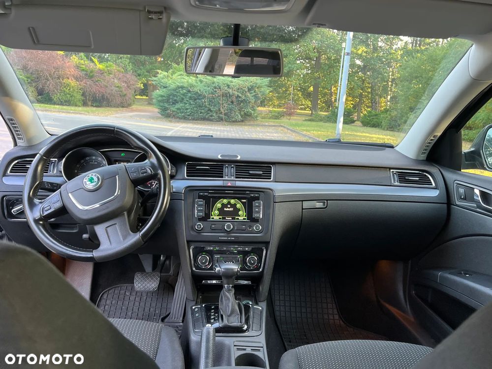 Skoda Superb 2.0 TDI Active DSG - 16