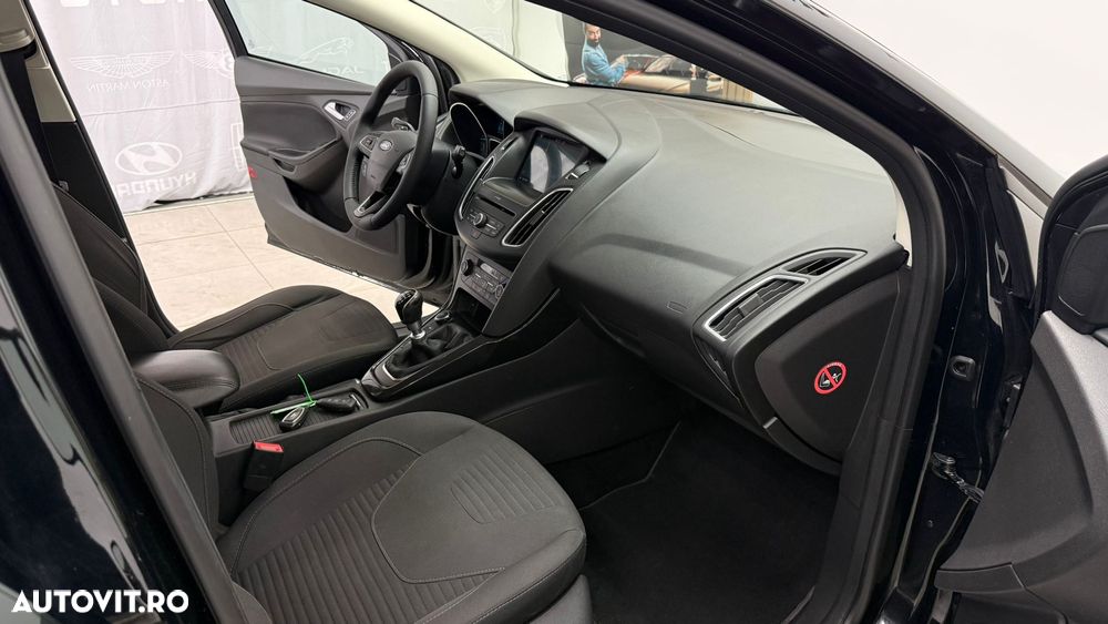 Ford Focus 1.5 TDCi Titanium - 8
