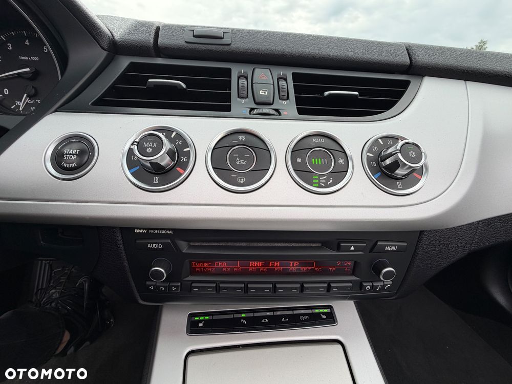 BMW Z4 20i sDrive - 38
