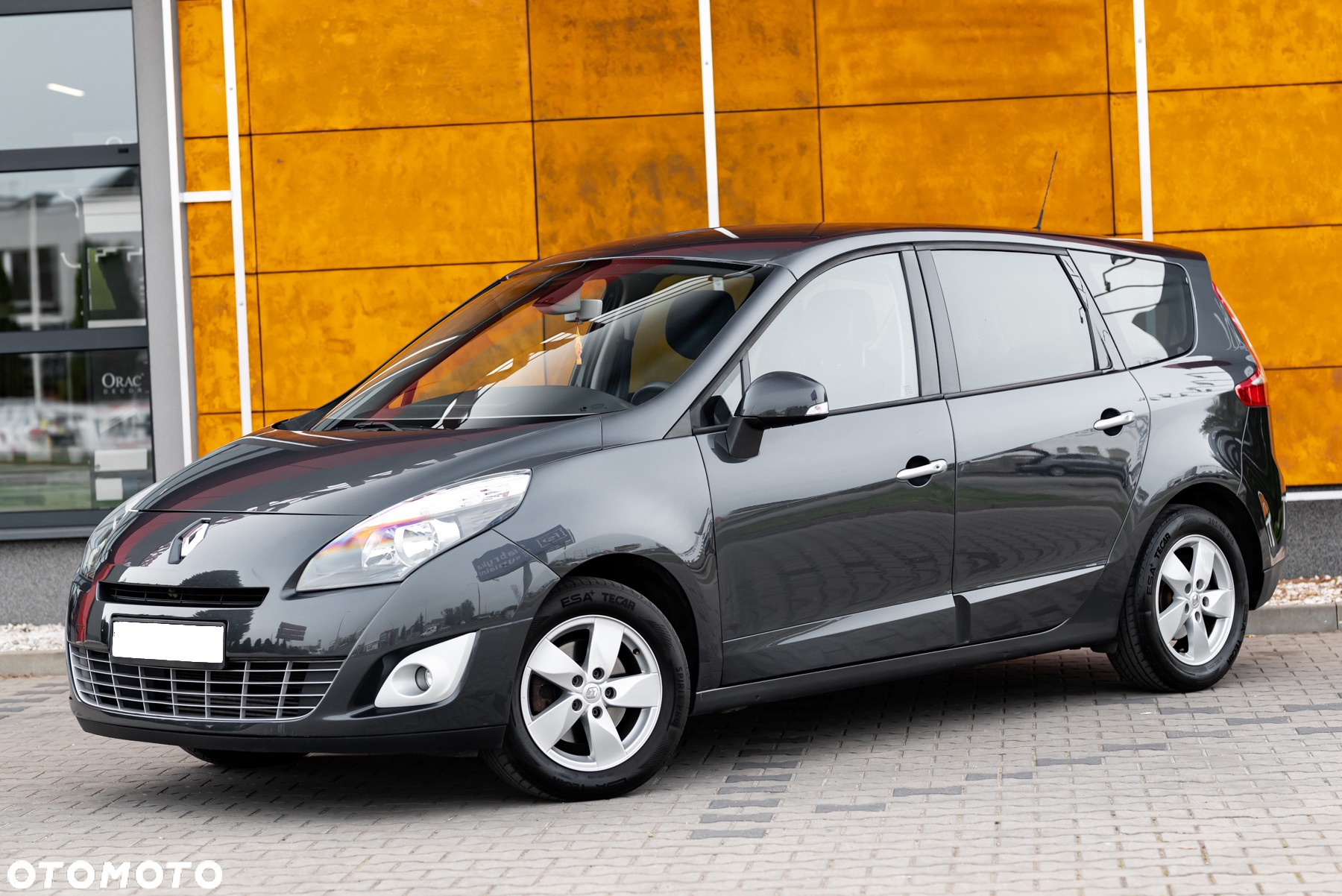 Renault Scenic 1.4 16V TCE Bose Edition - 3