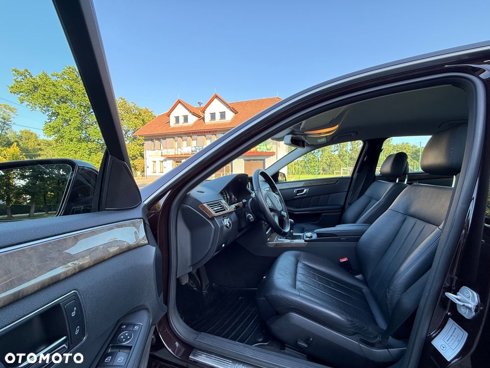 Mercedes-Benz Klasa E 250 CDI BlueEff Elegance - 15