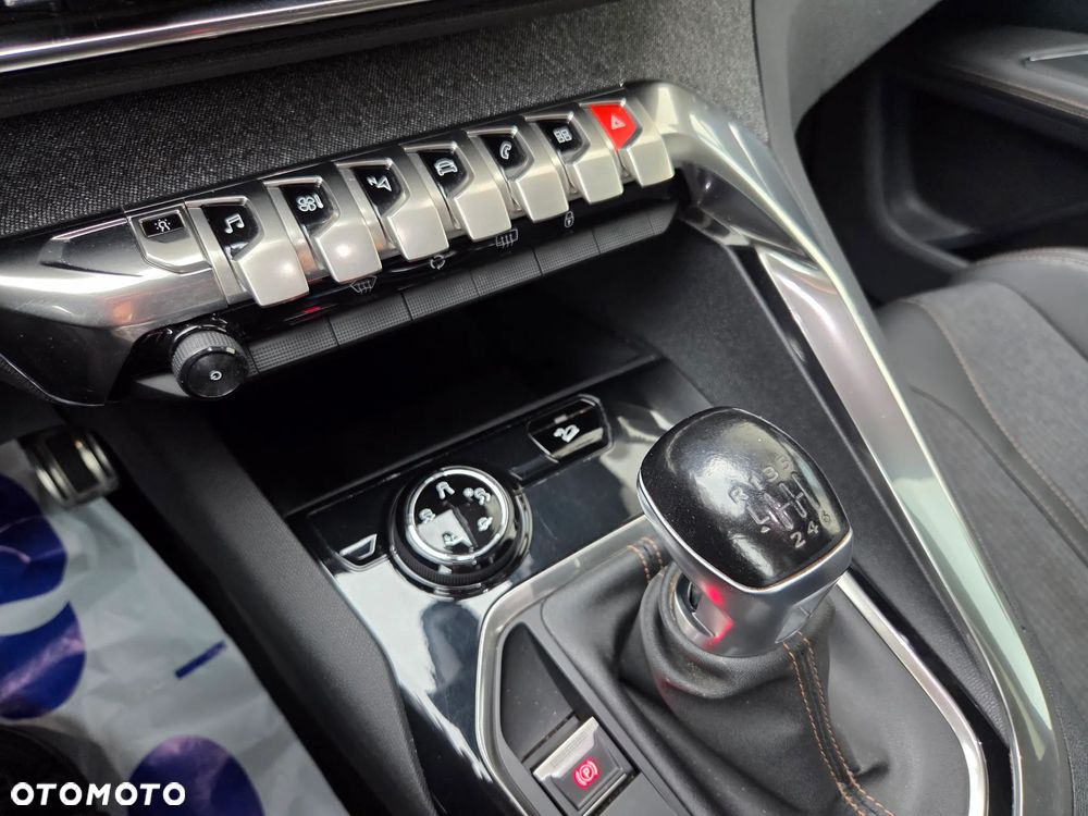 Peugeot 3008 HDi 150 Business-Line - 18