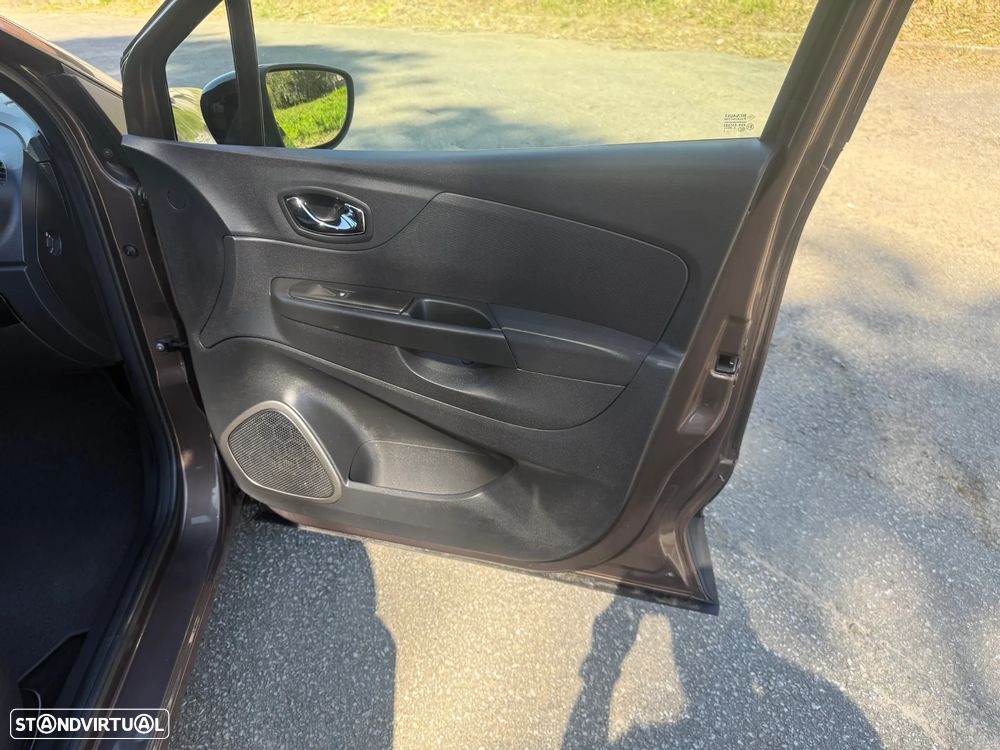 Renault Captur ENERGY TCe 90 S&S Life - 14