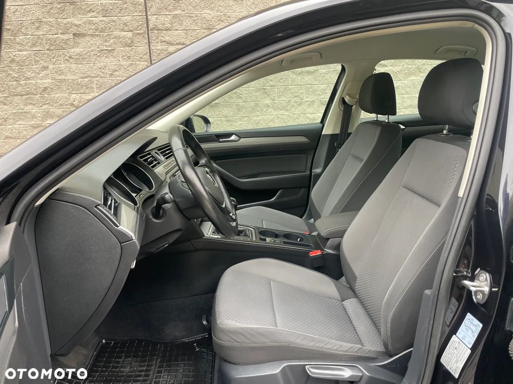 Volkswagen Passat 1.4 TSI BMT Comfortline - 9