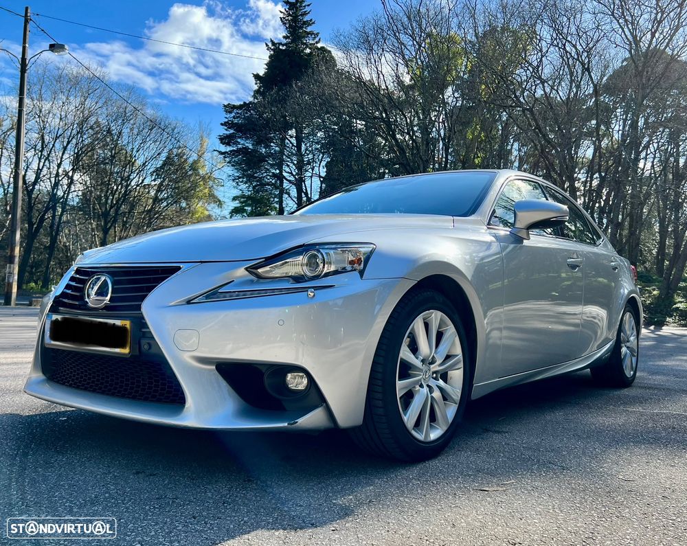 Lexus IS 300H Executive+ - 13