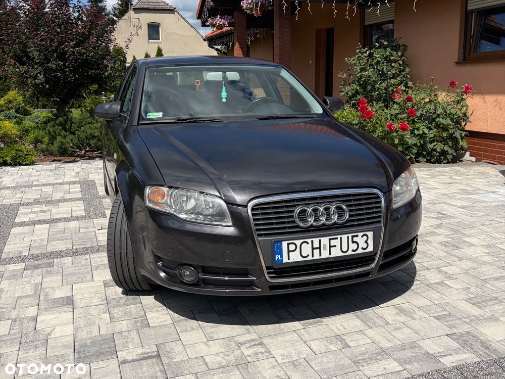 Audi A4 Limousine - 2