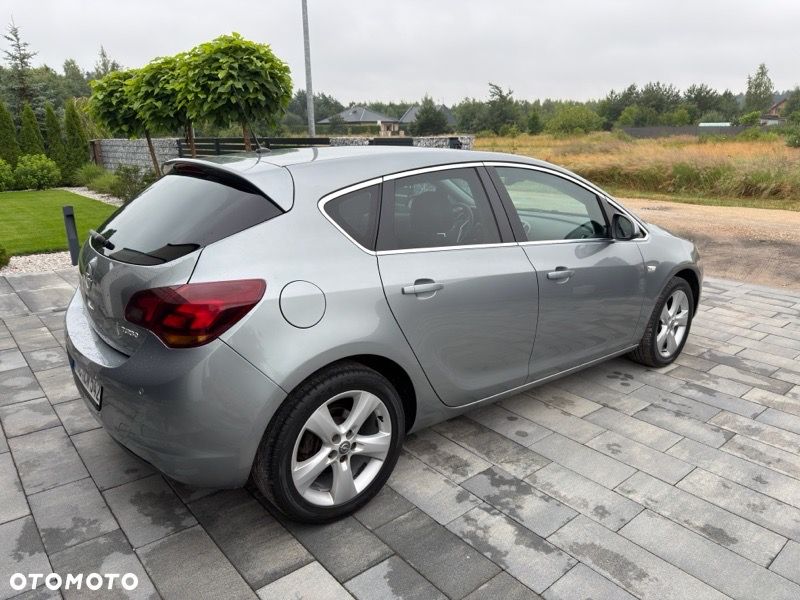 Opel Astra 1.4 Turbo Innovation - 12