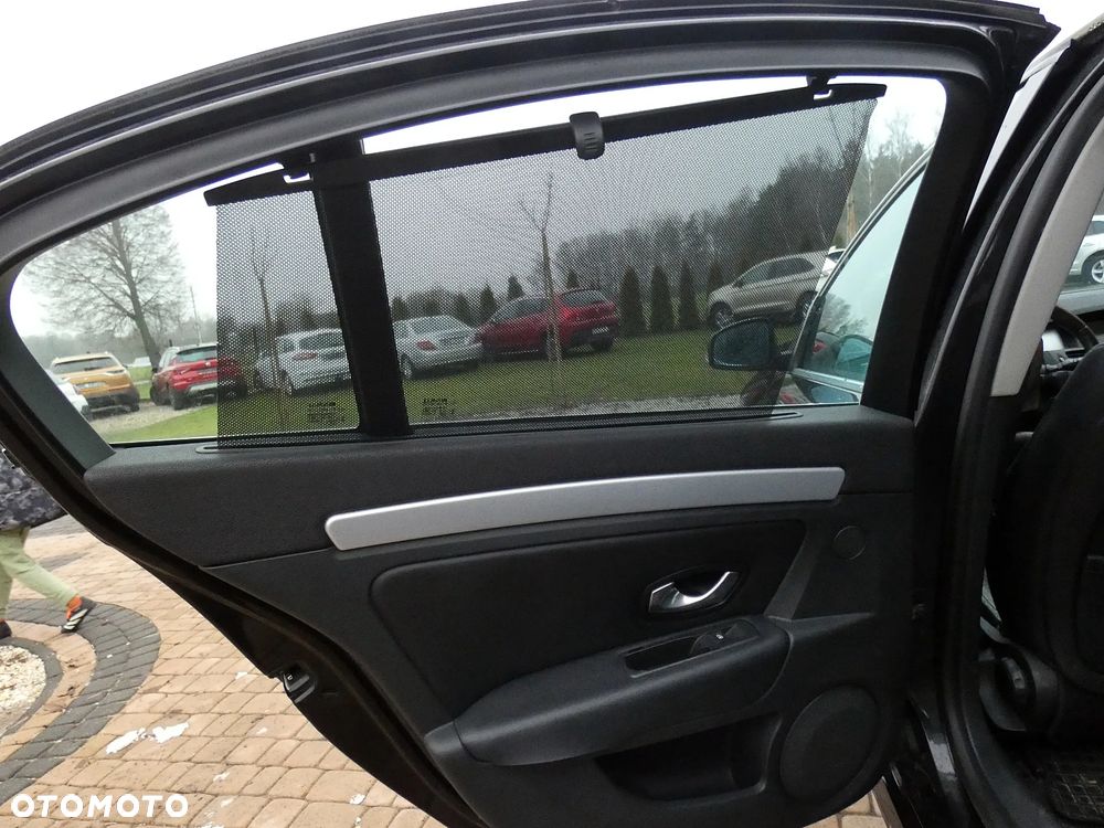 Renault Laguna 2.0 DCi Initiale - 15