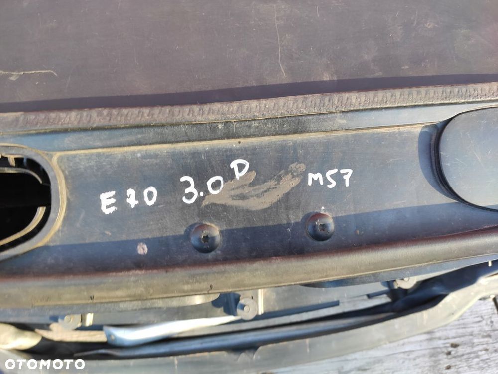 BMW X5 E70 3.0D M57 AUTOMAT PAS PRZEDNI WZMOCNIENIE CHŁODNICE WENTYLATOR - 14