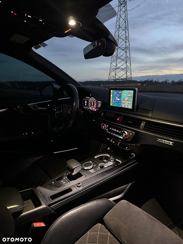 Audi S4 Limousine - 15