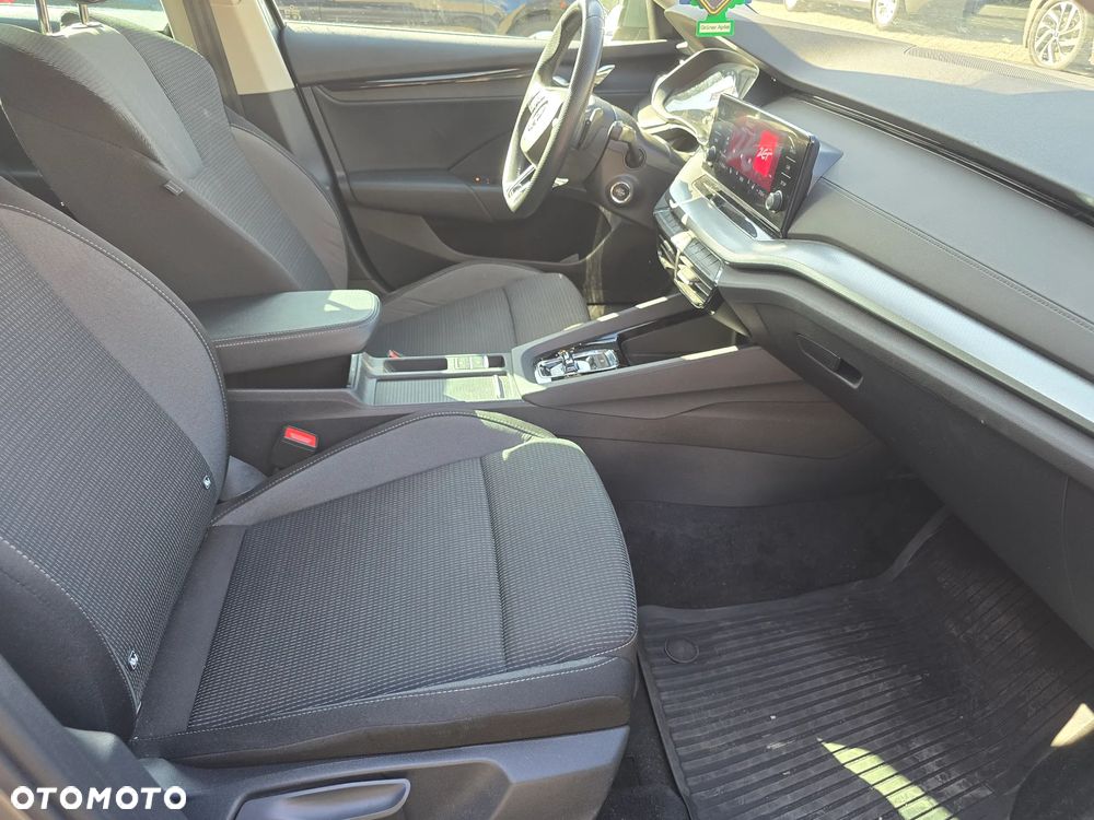 Skoda Octavia 2.0 TDI Selection DSG - 19