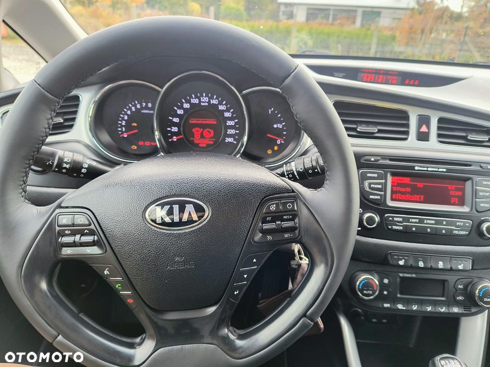 Kia Ceed - 19