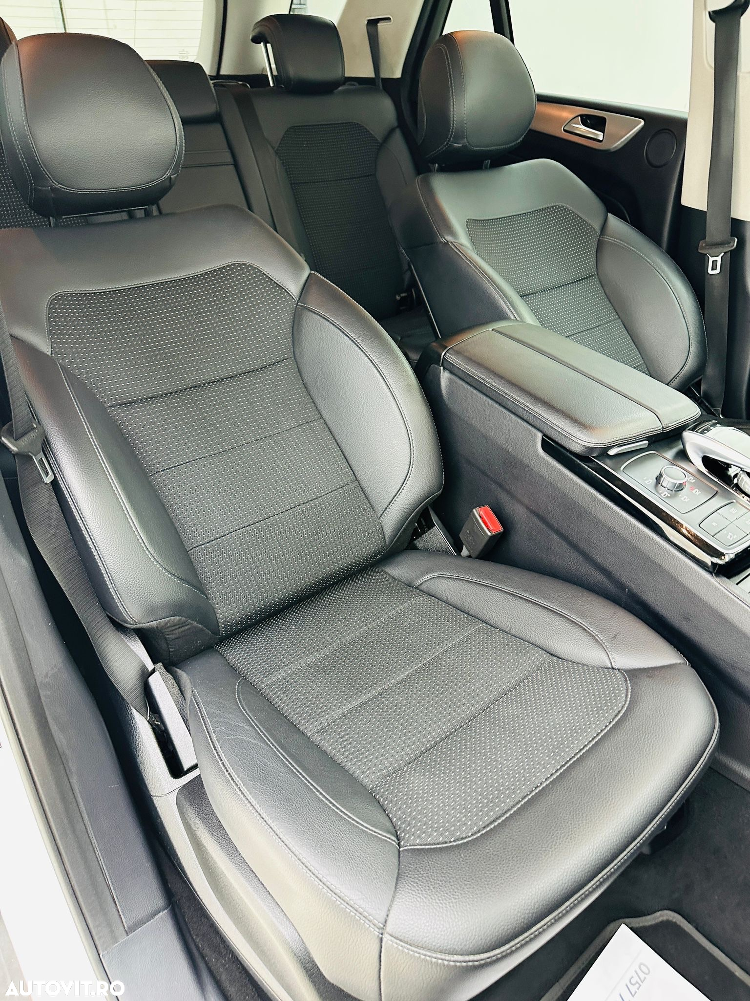 Mercedes-Benz GLE - 27