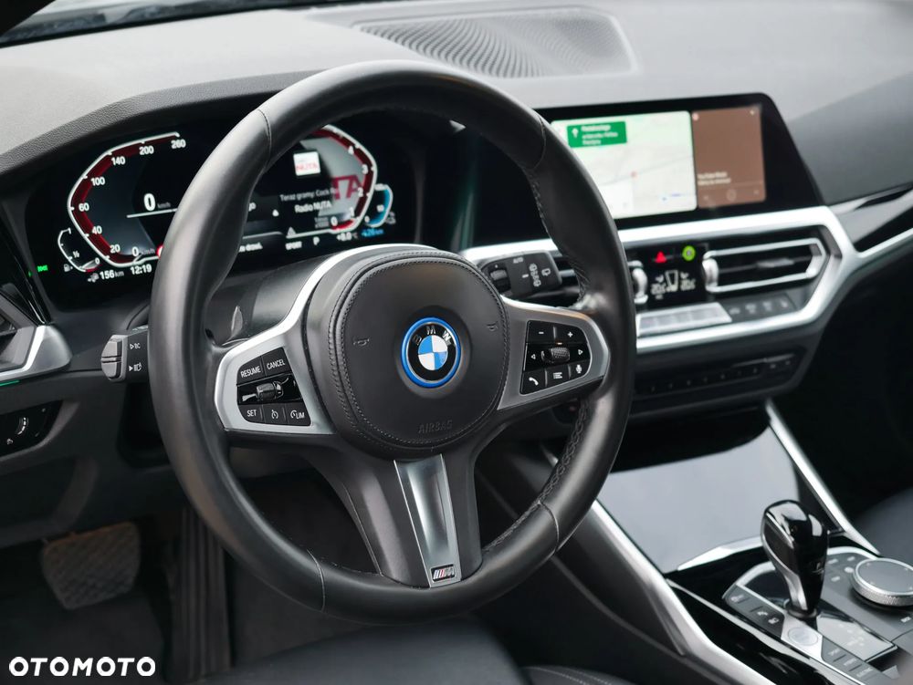 BMW Seria 3 330e Sport Line - 14