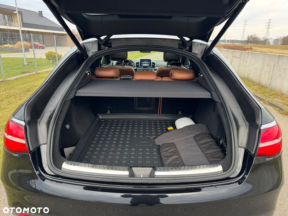 Mercedes-Benz GLE - 23