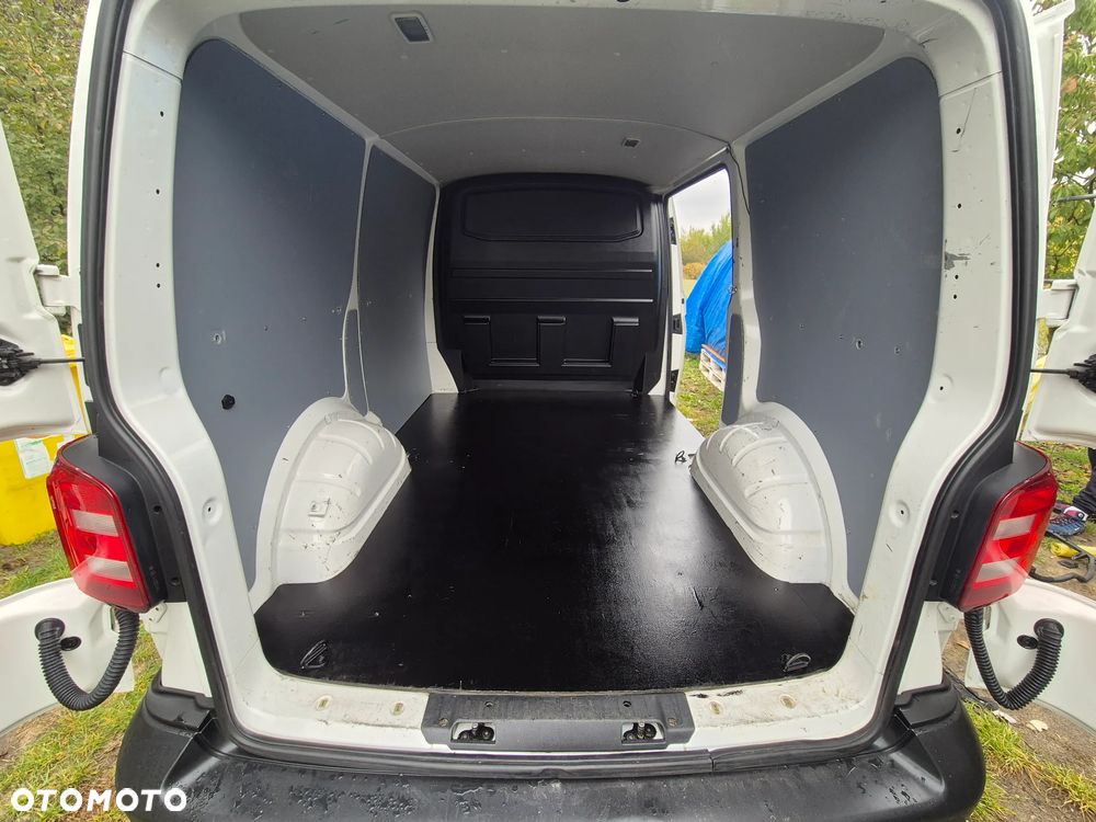 Volkswagen Transporter T6 - 8