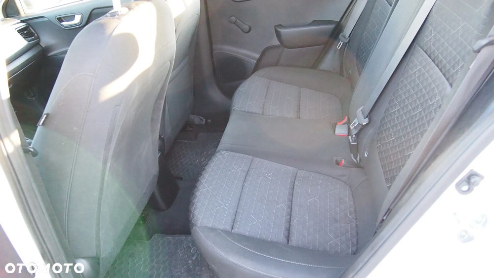 Kia Rio 1.2 M - 8