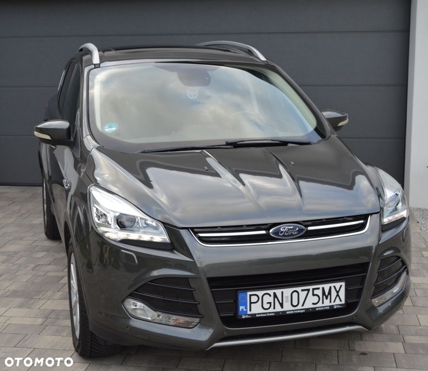 Ford Kuga 2.0 TDCi 2x4 Titanium - 1