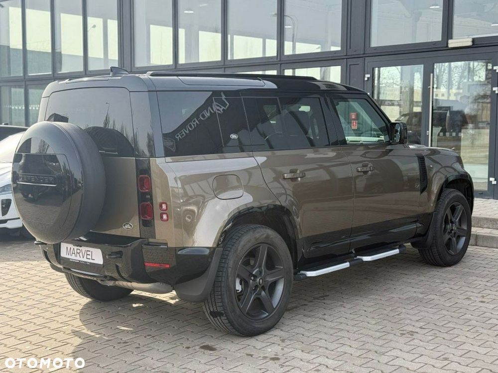 Land Rover Defender - 7