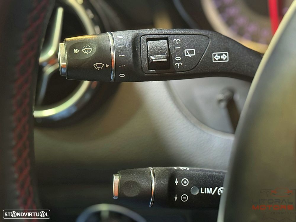 Mercedes-Benz GLA 220 CDI 4Matic 7G-DCT AMG Line - 25