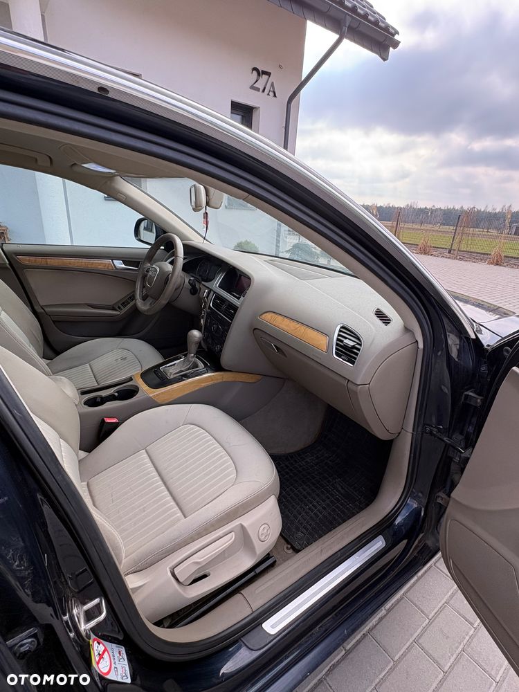 Audi A4 Limousine - 7