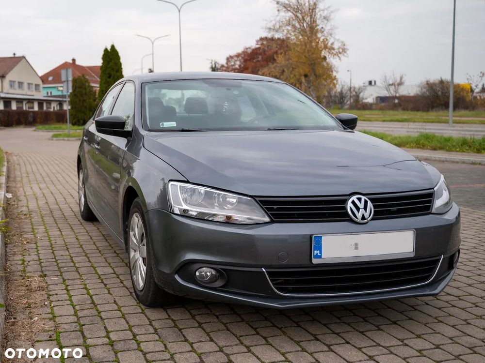 Volkswagen Jetta 2.0 Base - 6