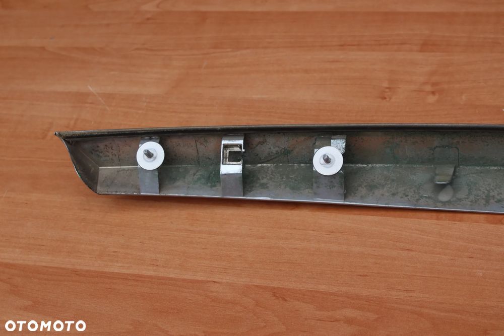 LISTWA BLENDA CHROM KLAPY TYŁ OPEL ASTRA H HATCHBACK 5 DRZWI WSZYSTKIE UCHWYTY - 11